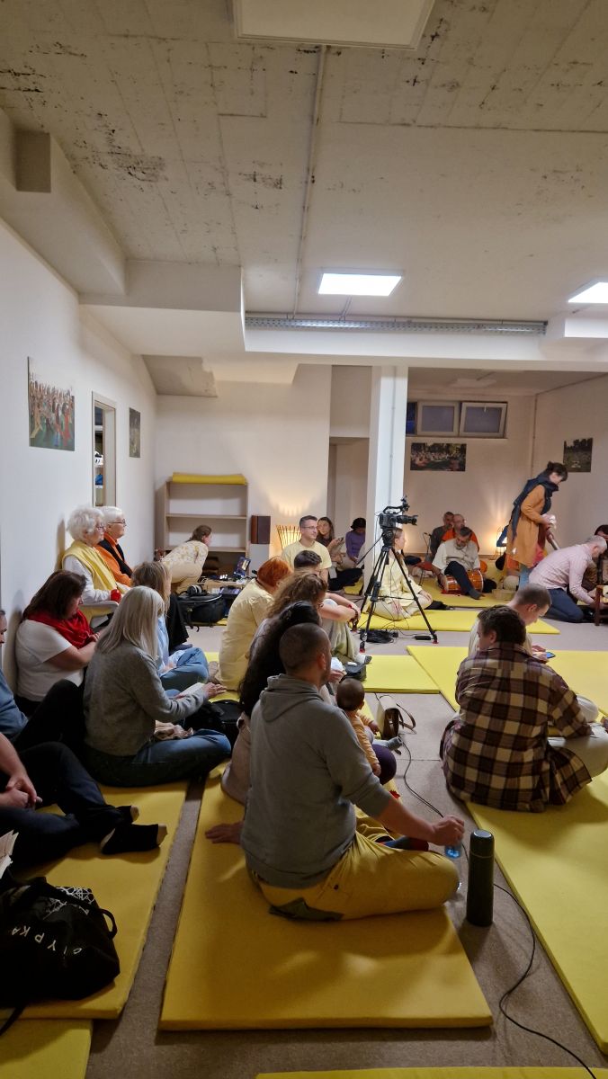13. Satsang