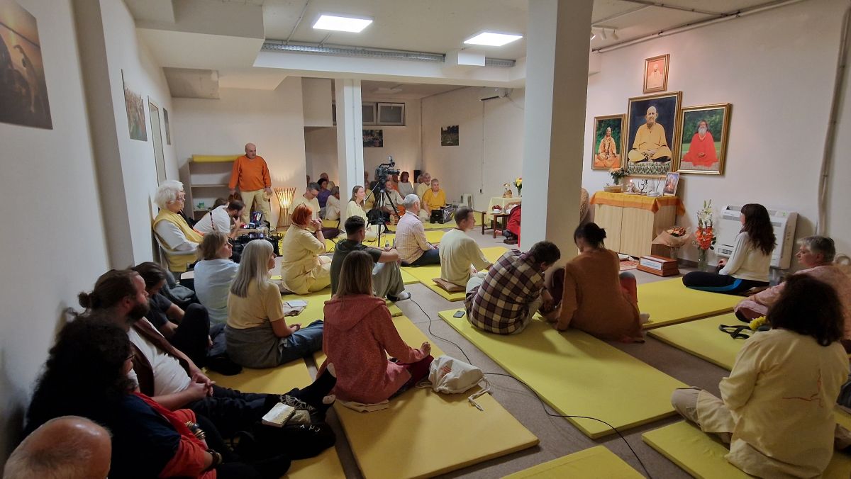 14. Satsang
